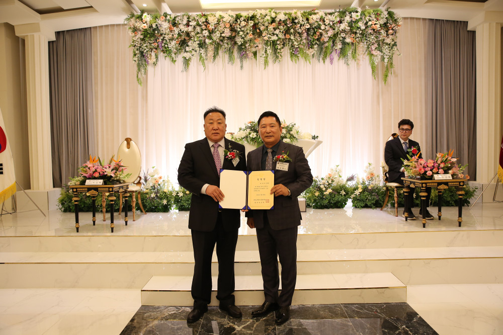 95f444e23477e41a1d779445f87aee23_1772448