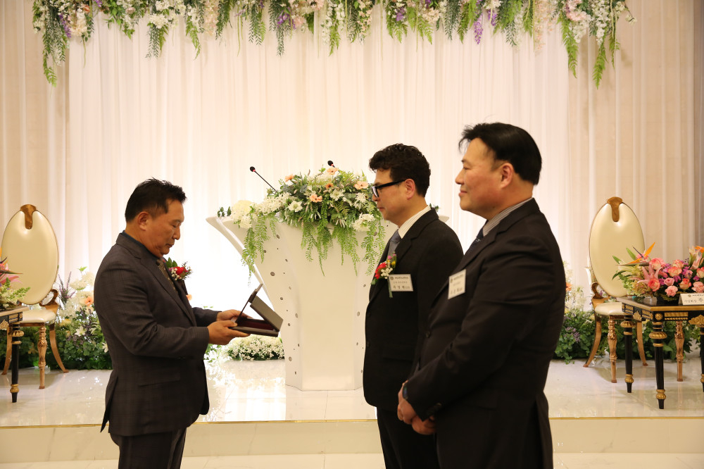 95f444e23477e41a1d779445f87aee23_1772449